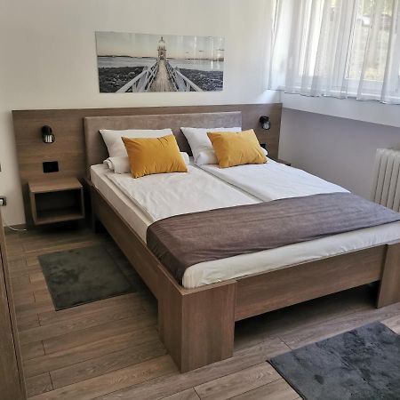 Apartman Pavlovic 1 Dedinje ภายนอก รูปภาพ