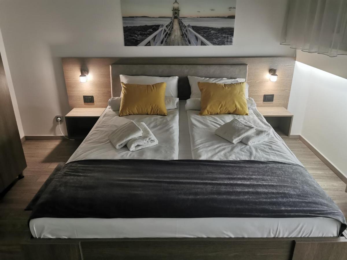 Apartman Pavlovic 1 Dedinje ภายนอก รูปภาพ
