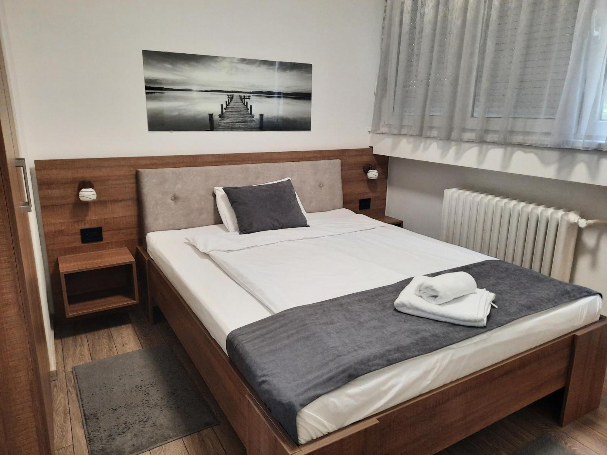 Apartman Pavlovic 1 Dedinje ภายนอก รูปภาพ